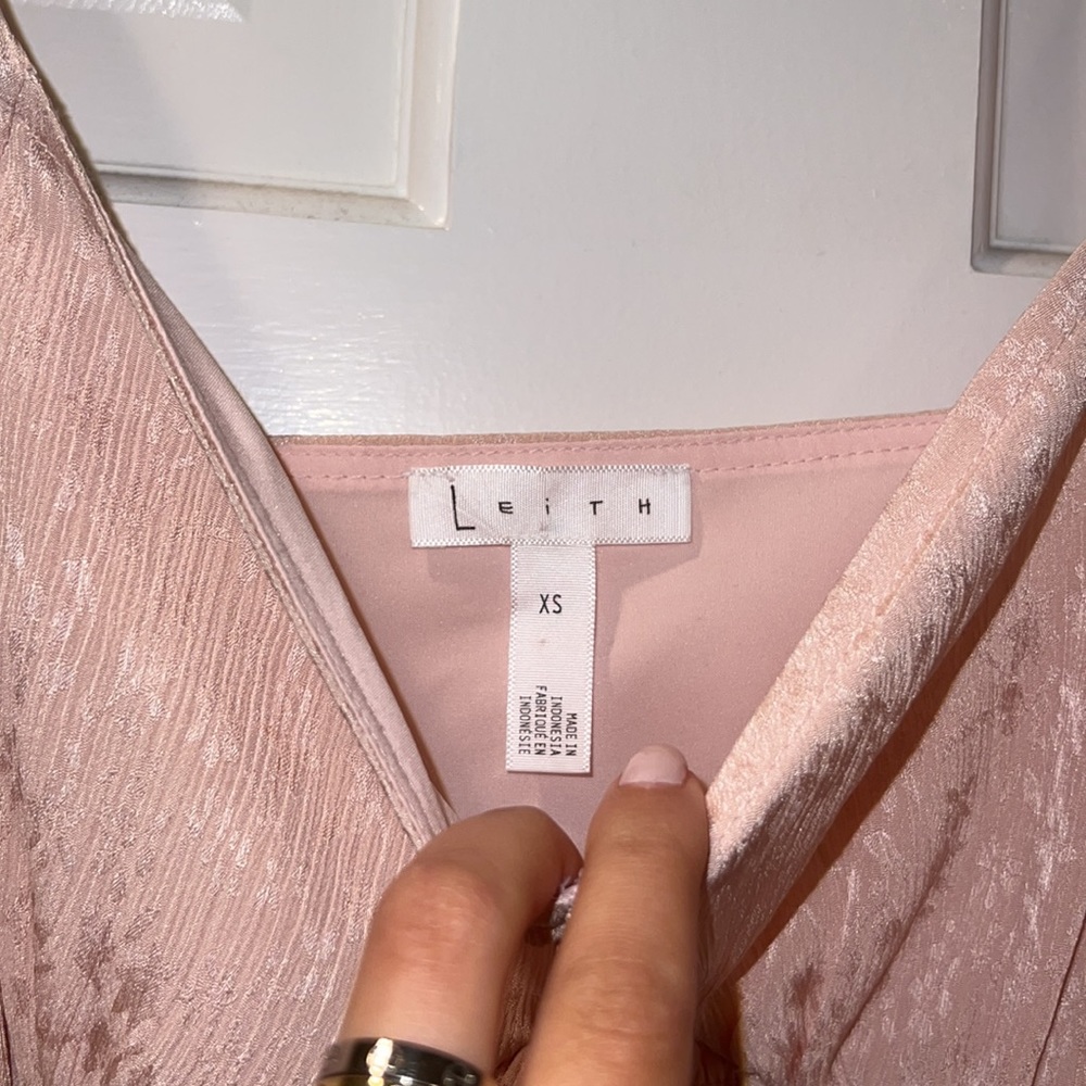 Leith long sleeve scrunched top - Picture 3 of 5